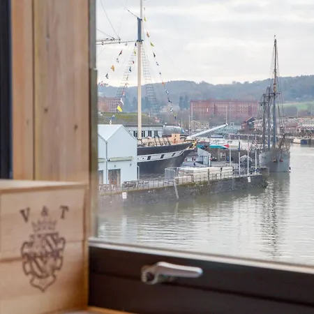 아파트 The Boat House By Cliftonvalley *