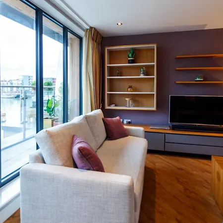 The Boat House By Cliftonvalley Bristol