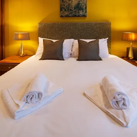 The Boat House By Cliftonvalley Appartement