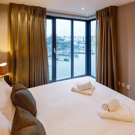 The Boat House By Cliftonvalley *