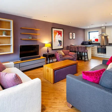 The Boat House By Cliftonvalley