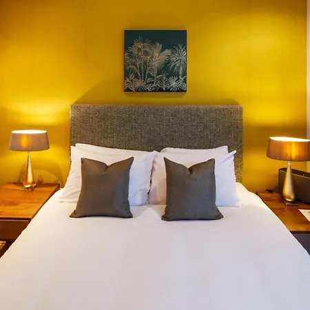 The Boat House By Cliftonvalley Apartment